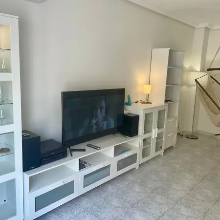 Alteawohnung - Life: Pueblo, Iglesia, Pool, Montana Apartment *